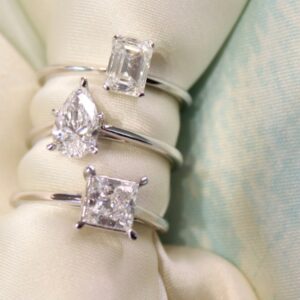 Pétale cocktail ring