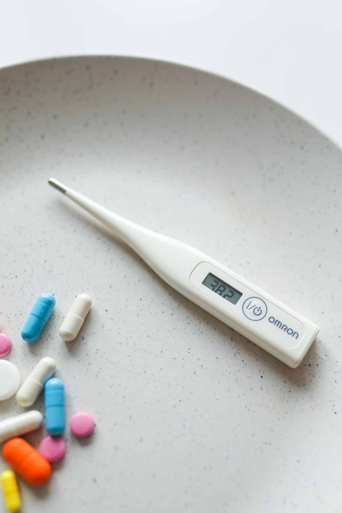 Digital thermometer