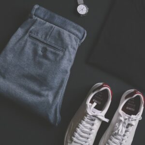 Straight-leg denim in indigo